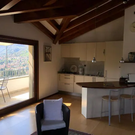 Feriested Alveluu Ristorante E Tremezzo